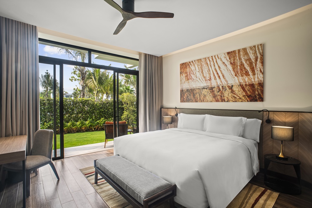 One Bedroom Pool Suite